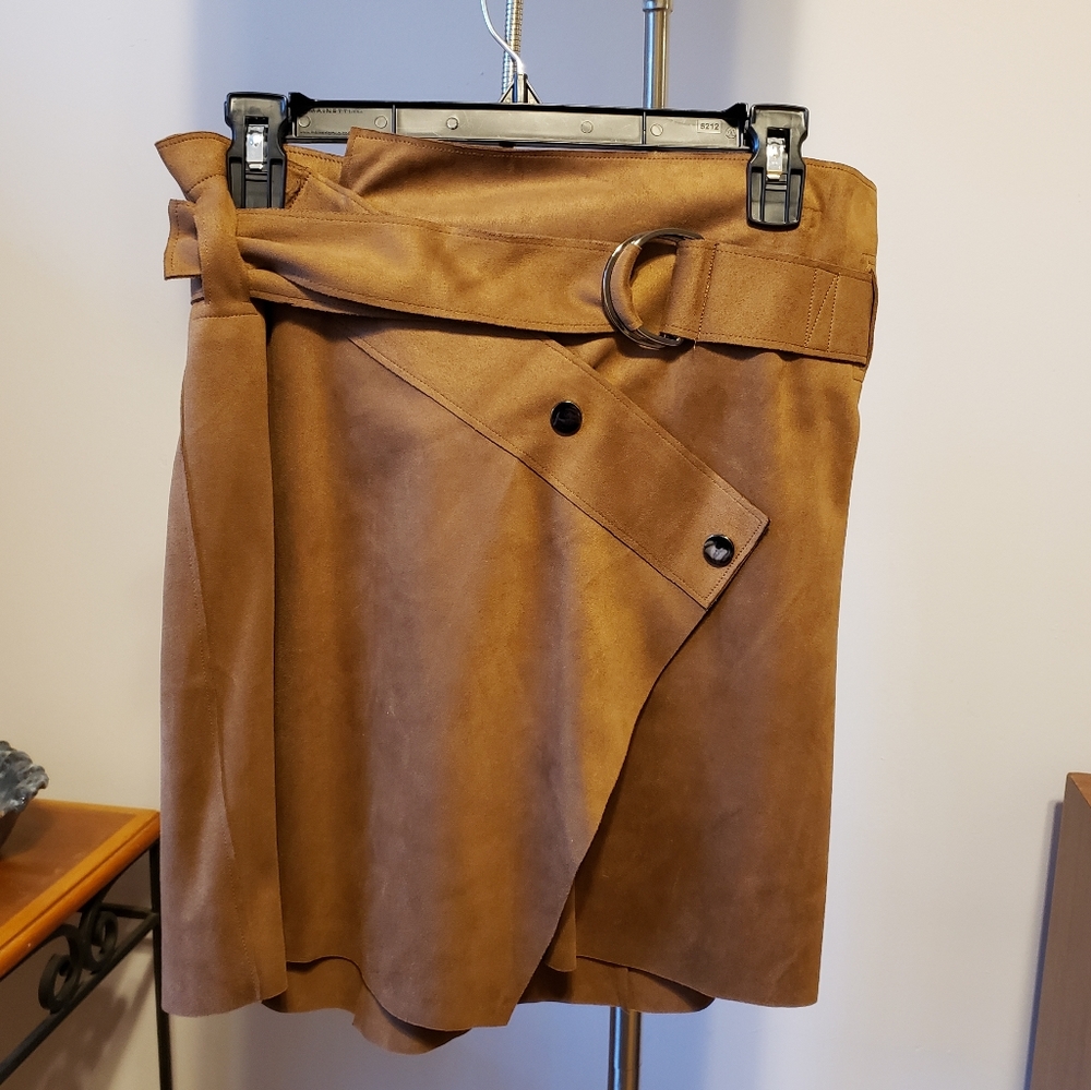 Belted asymmetrical wrap skirt (NWOT)
